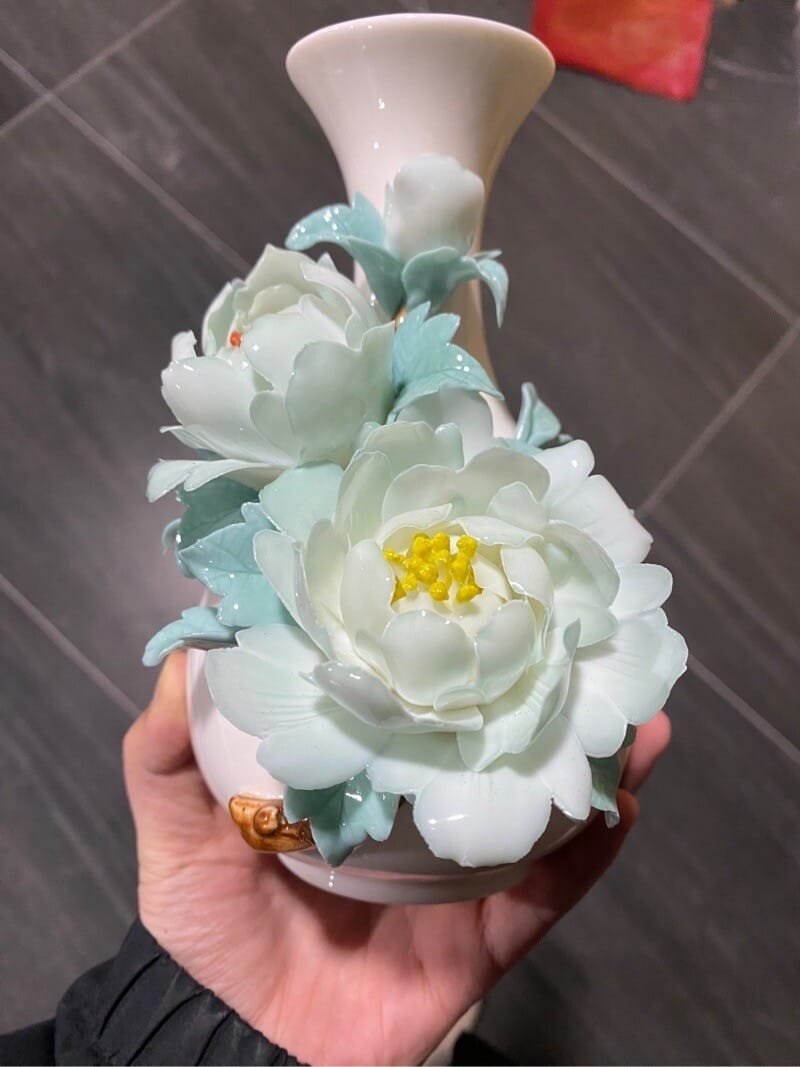 Mint Green Peony | Dehua White Porcelain Vase