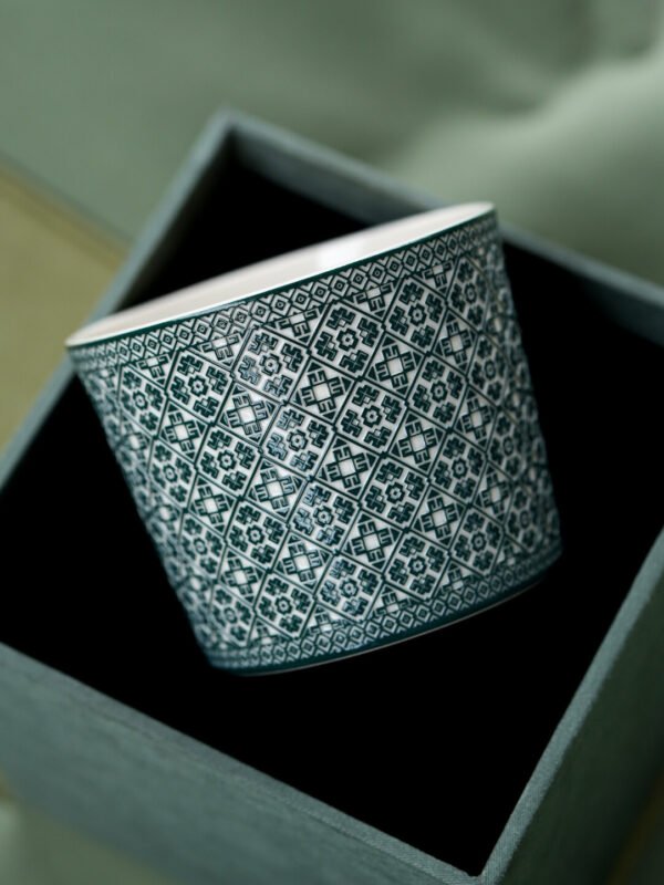 Migratory Birds | Underglaze Carved Coffee Cup-220mL