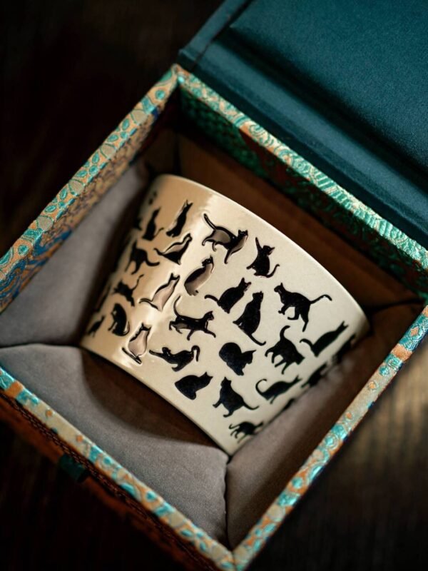 Adorable Cat | Vintage Ceramic Coffee Cup-270mL